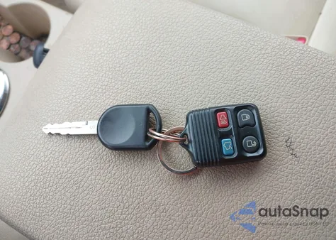 2006 Ford Explorer Eddie Bauer z USA, uszkodzony, nr VIN 1FMEU64E26UB64530